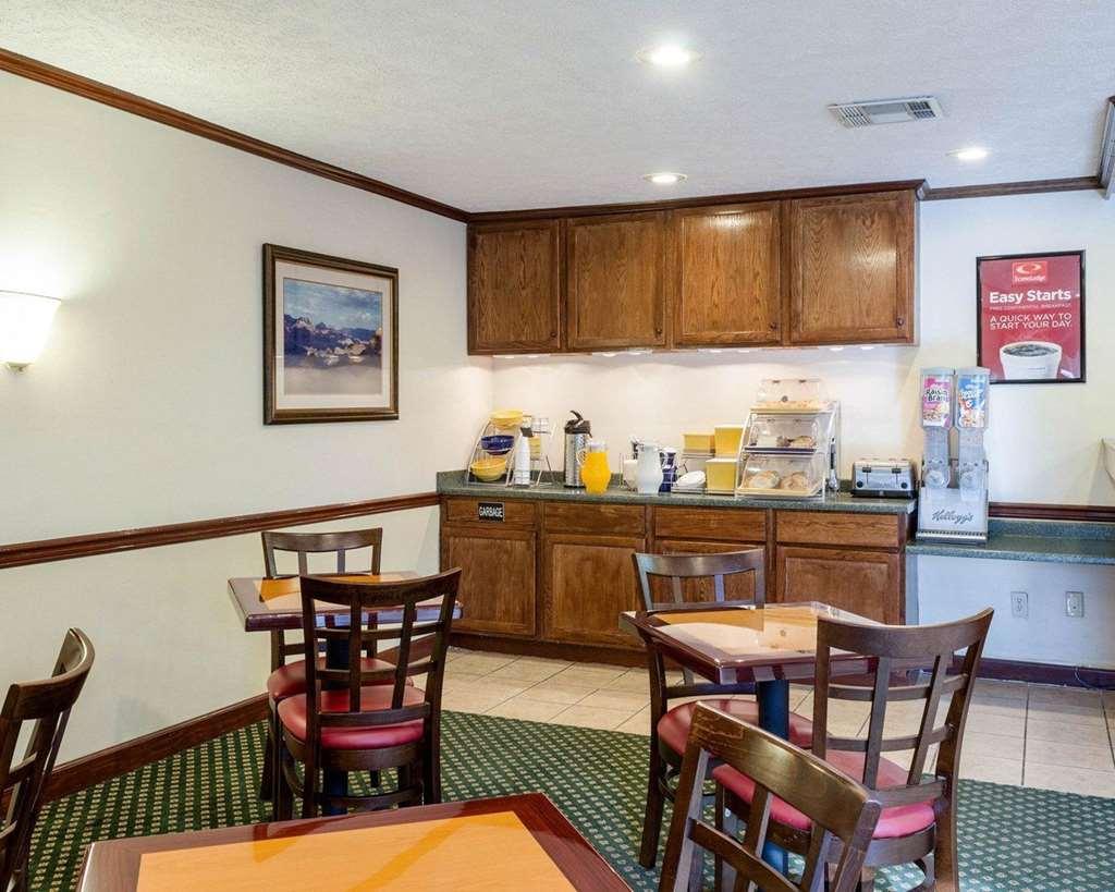 Econo Lodge Kosciusko Restaurant foto
